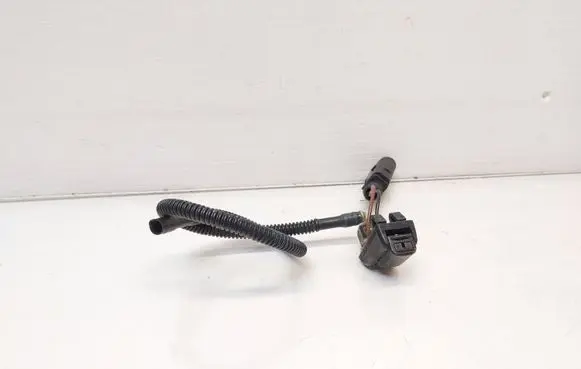 Skoda Octavia Mk3 (5E) Windshield washer spray nozzle 1Z0955986