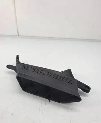 Audi A5 8T 8F Air intake duct part 8K0129618E