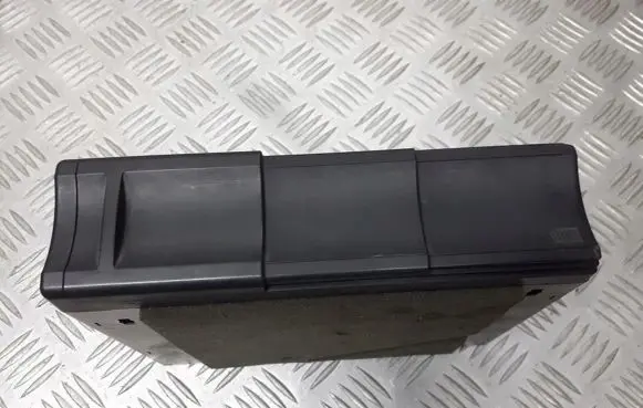 Ford Focus CD/DVD changer 3S4T-18C830-AA