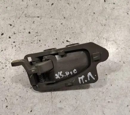 Citroen Xsara Picasso Front door interior handle 9631487777
