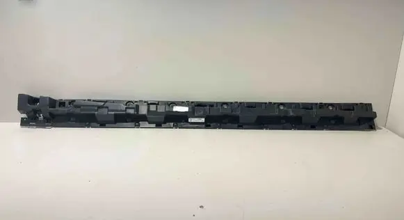 BMW X6 G06 Sill supporting ledge 7425466