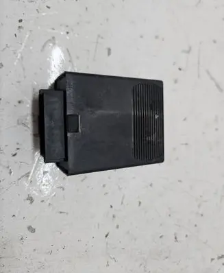 Mercedes-Benz Vito Viano W638 Window wiper relay A0004460027
