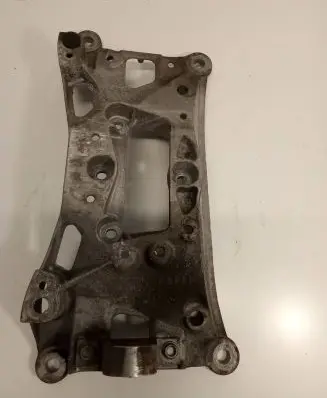 Audi A4 S4 B9 Gearbox mounting bracket 8W0399262AE A1S19CU30
