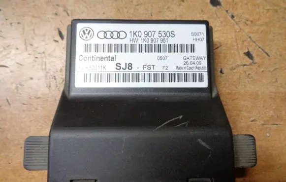 Volkswagen Caddy Gateway control module 1K0907530S