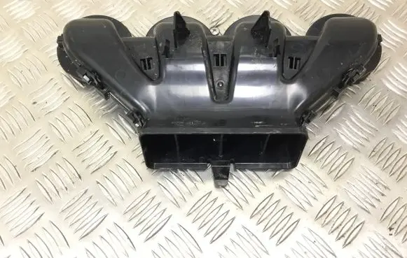 Mercedes-Benz E W238 Air intake duct part A2138307900