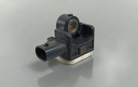 Dodge Durango Airbag deployment crash/impact sensor 56054085AA