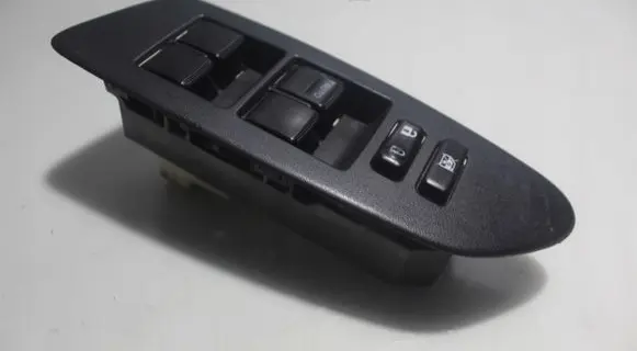 Toyota Auris 150 Electric window control switch
