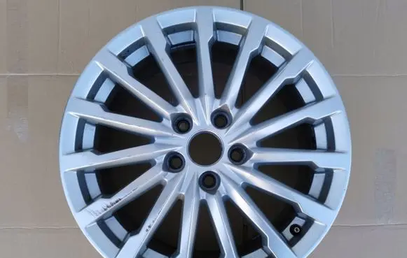 Audi Q2 - R17 alloy rim 81A601025A