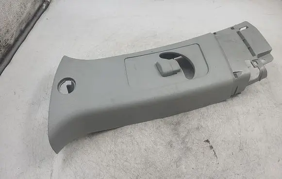 Mitsubishi Lancer X (B) pillar trim (top) 7211A052