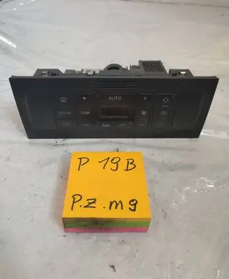 Audi A3 S3 8L Climate control unit 8L0820043H