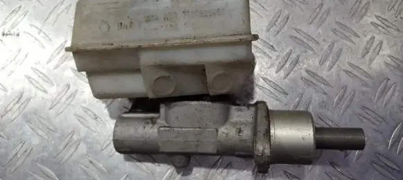 Renault Espace III Master brake cylinder 7700823486 7700823487