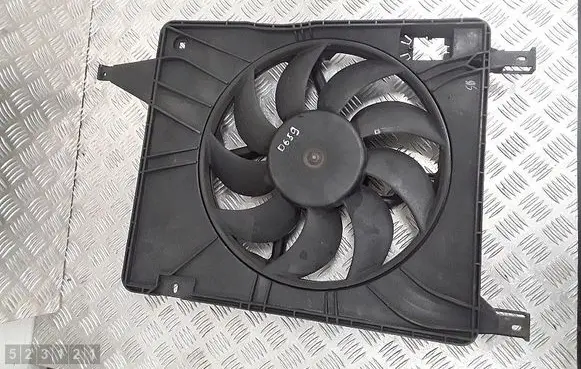 Nissan Qashqai Electric radiator cooling fan 5393199