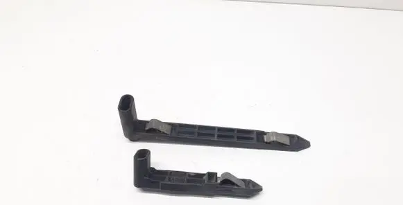 Volvo XC60 Headlight/headlamp mounting bracket 30763155 30763154 89075547