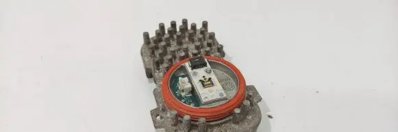 BMW X3 F25 LED ballast control module 130575084