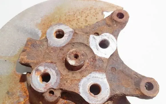 Mazda 6 Stub axle 
