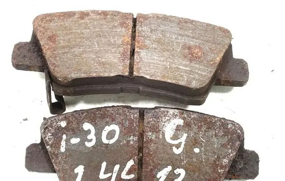Hyundai i30 Brake pads (rear) 