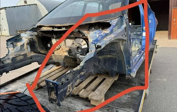 Front quarter panel