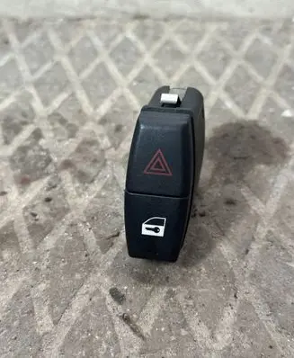 BMW 5 E60 E61 Hazard light switch 6131691950604 61316919506 549519500