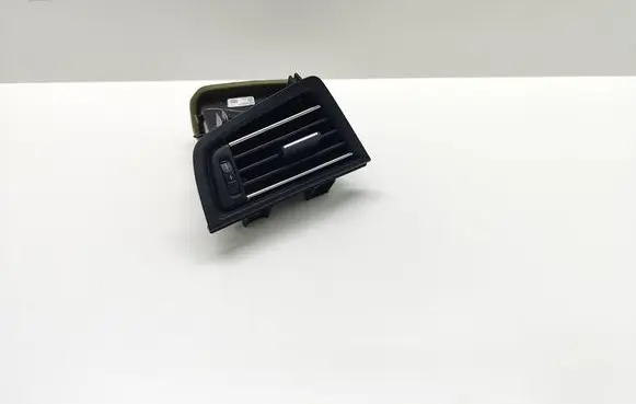 BMW 5 F10 F11 Dashboard side air vent grill/cover trim 07613001 16828110 3916688911