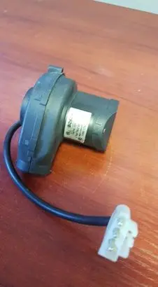 BMW X5 E53 Engine control unit/module fan 0130002830