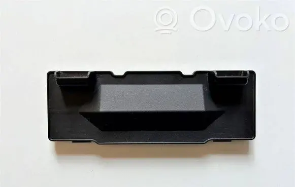 Nissan X-Trail T32 Wiper trim 668204BA0A