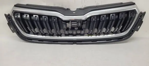 Skoda Kamiq Front bumper upper radiator grill 658853653A
