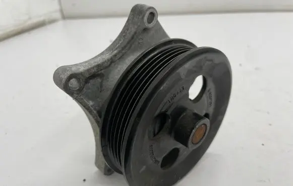 Opel Insignia B Water pump 545297251