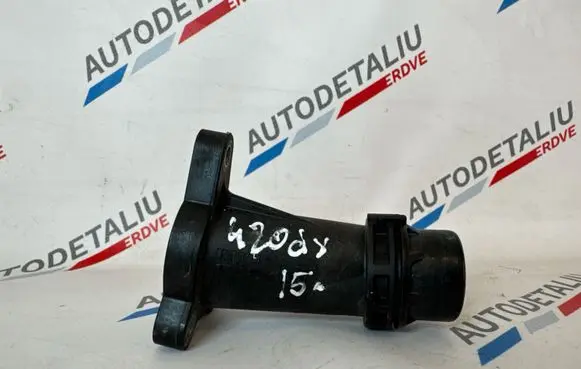 Engine coolant pipe/hose