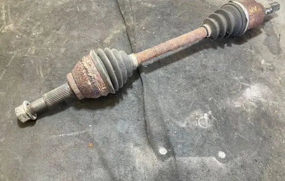 Nissan NV200 Front driveshaft
