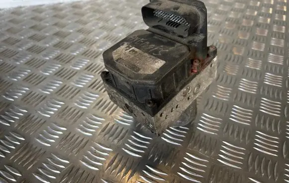 Toyota Avensis T250 ABS Pump 8954105071 887069 0265950101