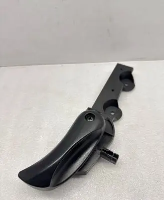 BMW 5 E60 E61 Engine bonnet (hood) release handle 7052579 22339910