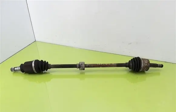 Mitsubishi Colt CZ3 Front driveshaft