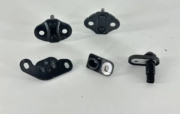 Toyota Sienna XL40 IV Rear door lock loop/hook striker