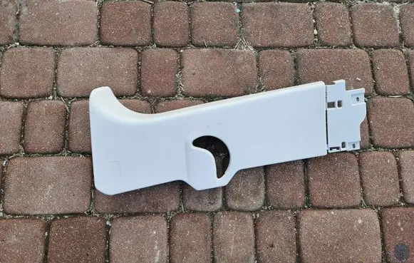 Peugeot Partner III (B) pillar trim (top) 9816492477