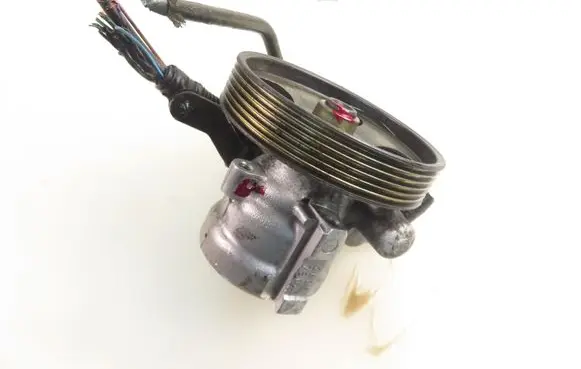 Citroen Berlingo Power steering pump 26103773QP 9659820880