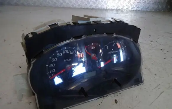 Nissan Micra Speedometer (instrument cluster) AX860
