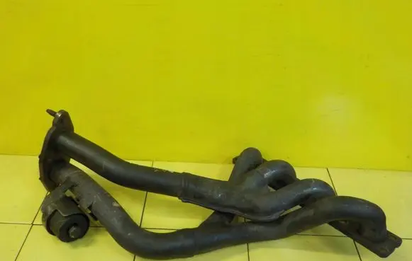 BMW X3 E83 Exhaust manifold 10SP56