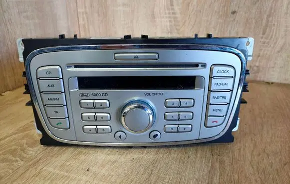 Ford Focus Radio/CD/DVD/GPS head unit 8M5T18C815AB