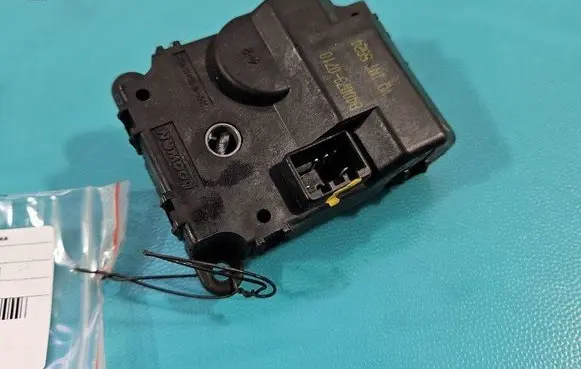 A/C air flow flap actuator/motor