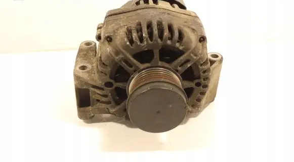 Suzuki Swift I Generator/alternator 3140085E00