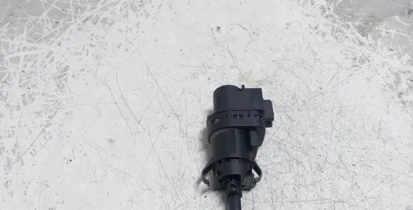 Ford Focus C-MAX Brake pedal sensor switch 3M5T13480AB