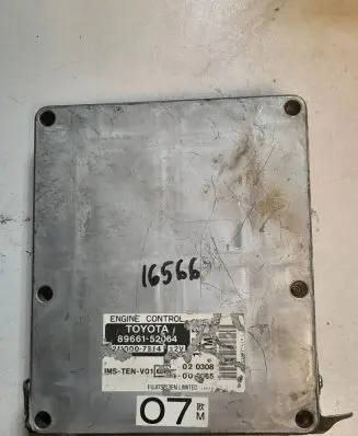 Toyota Yaris Engine control unit/module 8966152064 2110007214