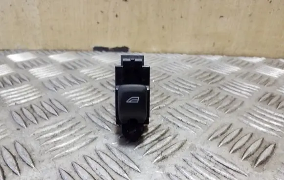 Volvo XC70 Electric window control switch