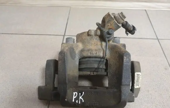Peugeot 508 Front brake caliper