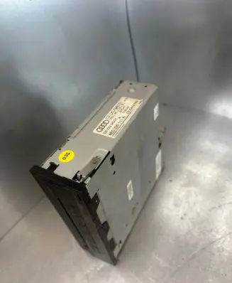 CD/DVD changer