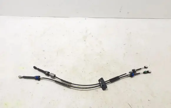 Gear shift cable linkage