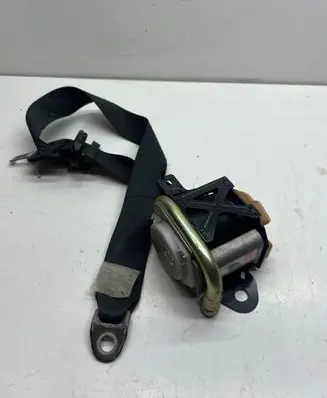 Infiniti FX Front seatbelt C7177E10