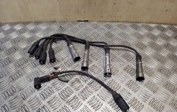 Audi 80 90 S2 B4 Ignition plug leads 