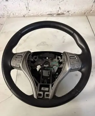 Nissan Qashqai Steering wheel 