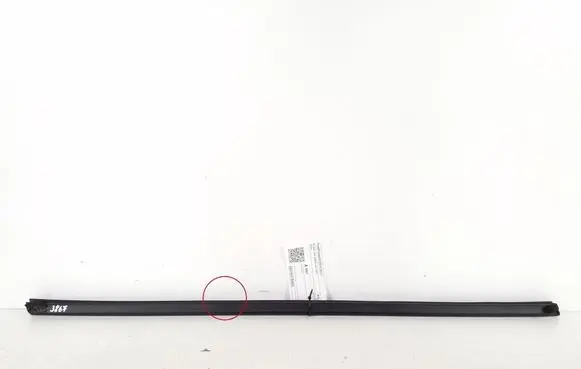 Ford Fiesta Front door trim bar 